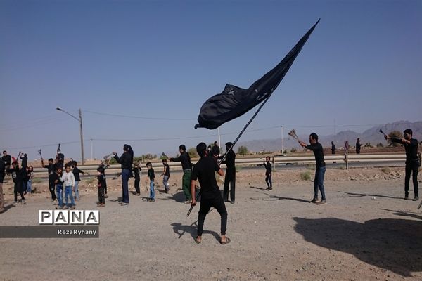 مراسم عزاداری و تعزیه  برای اسیران کربلا در روستای فرح آباد کاشمر