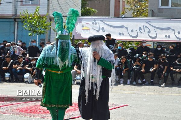 مراسم تعذیه خوانی  در میانه