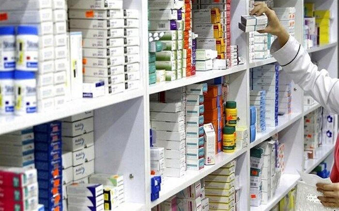 توزیع دارو در تعطیلات کرونا و‌ تاسوعا و عاشورا در داروخانه‌های هلال احمر