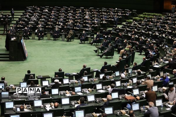 جلسه بررسی صلاحیت وزرای پیشنهادی دولت سیزدهم در مجلس