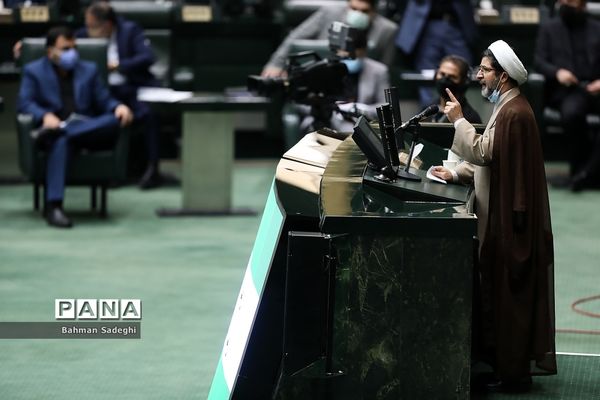 جلسه بررسی صلاحیت وزرای پیشنهادی دولت سیزدهم در مجلس