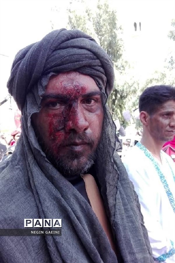 حرکت کاروان نمادین اسرای کربلا در قم