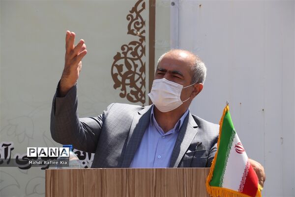 آیین کلنگ زنی مدرسه خیر ساز  دکتر حمید عبدالله زاده