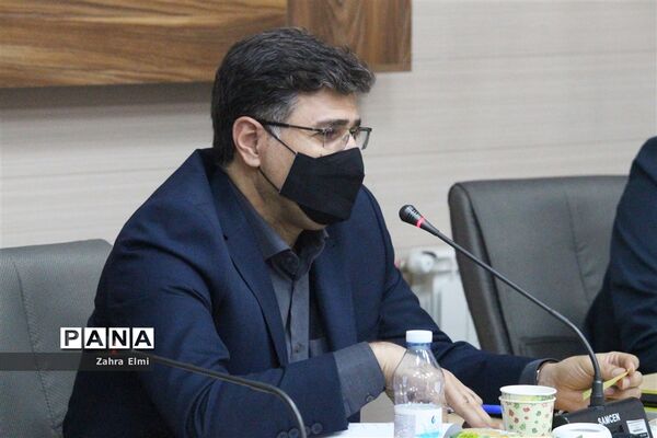 جلسه ستاد مصاحبه داوطلبان ورود به دانشگاه فرهنگیان سال۱۴۰۰
