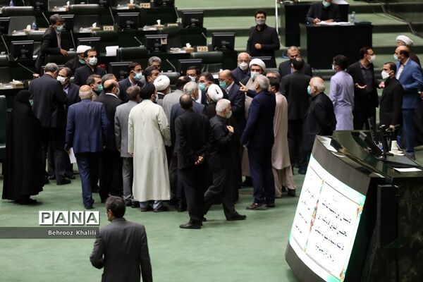 چهارمین روز بررسی صلاحیت وزرای پیشنهادی دولت سیزدهم در مجلس