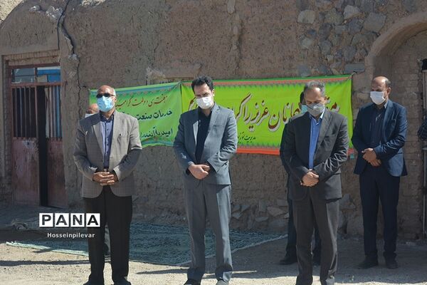 تامین برق روستای کلاته شیخ در شهرستان خوسف