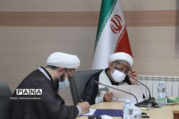 جلسه کمیته تعلیم وتربیت مهندسی فرهنگی آذربایجان شرقی