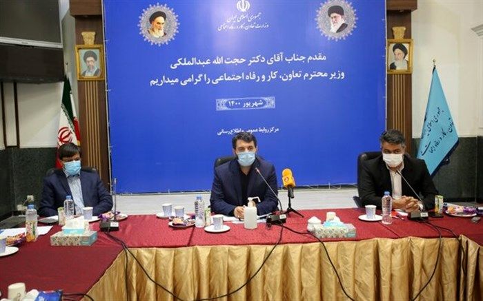 چرخه‌های خلق فقر باید از طریق سیاست‌های کلان اقتصادی متوقف شود