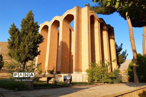 آرامگاه میررضی الدین آرتیمانی