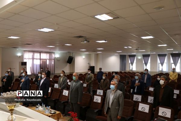 افتتاح نگارخانه دانش‌آموزی رشد آموزش و پرورش ناحیه چهار مشهد