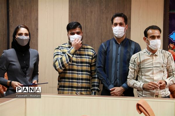 تقدیر از کارکنان  ورزشکار آموزش و پرورش امیدیه