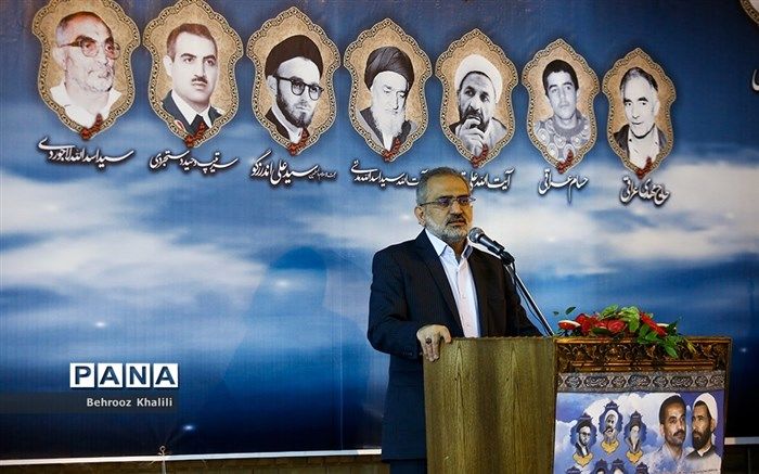 حسینی: اعتماد آسیب دیده مردم باید احیا شود