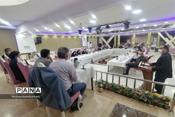 نشست خبری مدیر آموزش و پرورش کاشمر