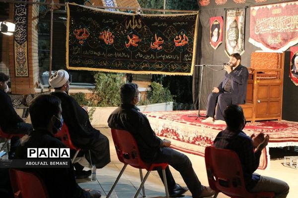 برپایی مجلس روضه سیدالشهدا(ع) در دانشگاه فرهنگیان قم
