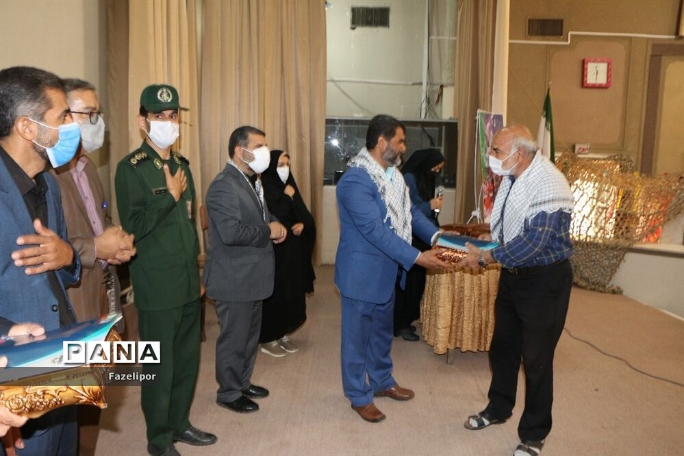 مراسم تجلیل از آزادگان فرهنگی شهرستان شهرضا