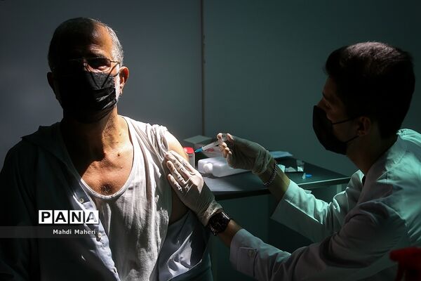 افتتاح مرکز واکسیناسیون بسیج دانشجویی