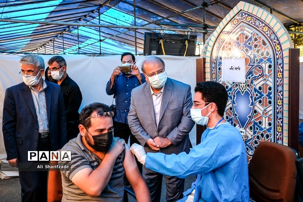 افتتاح مرکز تجمیعی واکسیناسیون دانشکده بهداشت و ایمنی