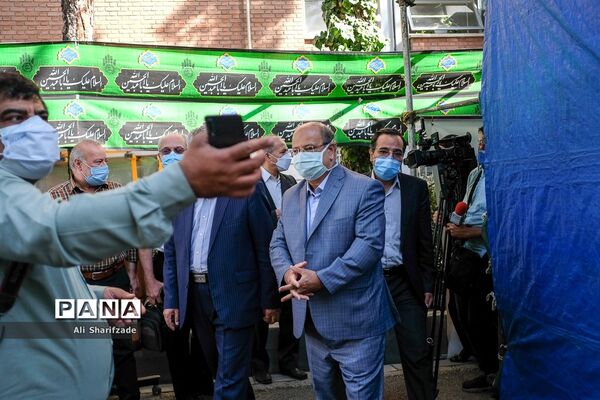 افتتاح مرکز تجمیعی واکسیناسیون دانشکده بهداشت و ایمنی