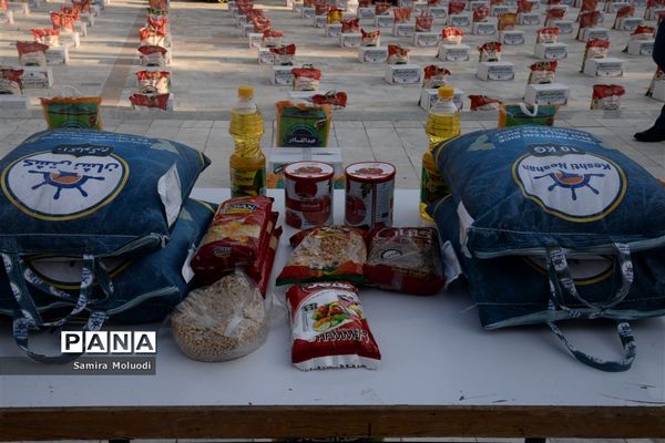 توزیع 50 هزار بسته غذایی بین نیازمندان و  مددجویان تحت حمایت کمیته امداد امام خمینی (ره) در فارس