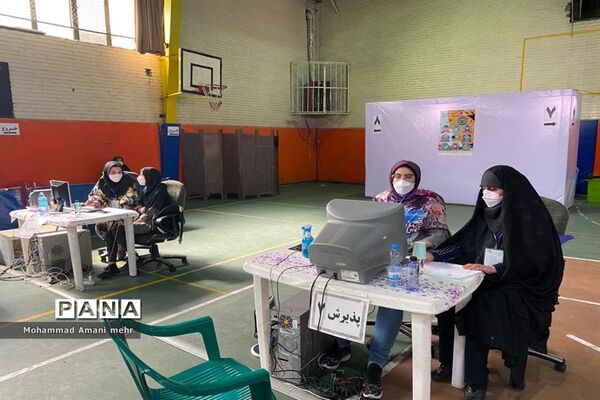 آغاز مرحله دوم واکسیناسیون  فرهنگیان منطقه۲
