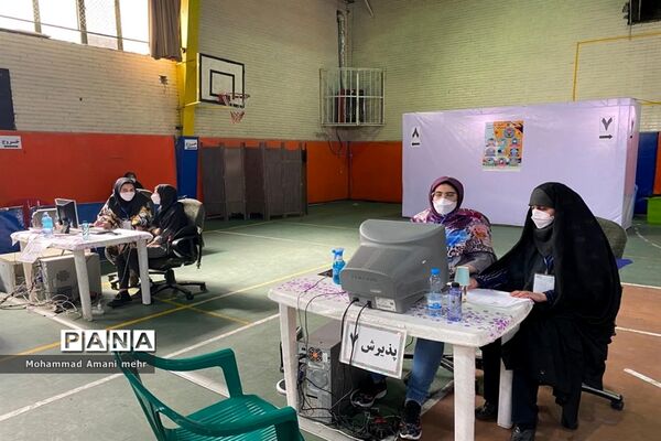 آغاز مرحله دوم واکسیناسیون  فرهنگیان منطقه۲