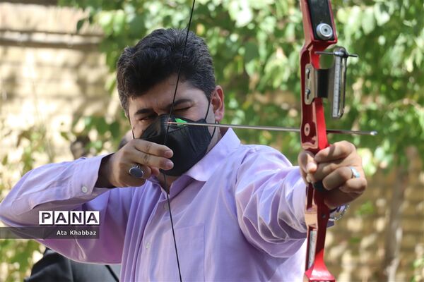 مسابقه ورزشی تیر و کمان یادواره شهید مدافع حرم حامد جوانی برای کارکنان آموزش و پرورش آذربایجان شرقی