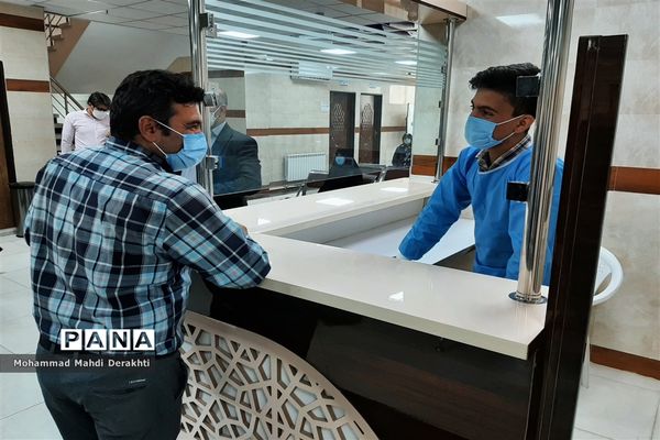 آغاز دوز دوم واکسیناسیون فرهنگیان در آموزش و پرورش ناحیه دو بهارستان