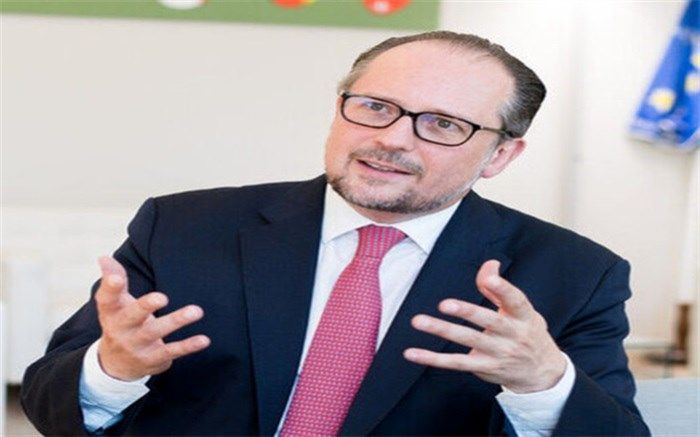 اهدای یک میلیون دُز واکسن آسترازنکا به ایران از سوی اتریش + عکس