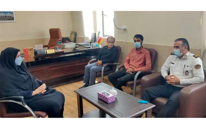 نشست دوجانبه پلیس راهور و آموزش و پرورش میناب