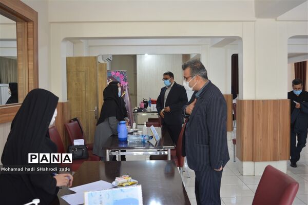 واکسیناسیون فرهنگیان ناحیه یک آموزش و پرورش مشهد در اردوگاه شهدای مدافع حرم