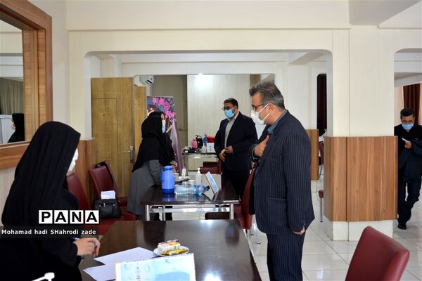 واکسیناسیون فرهنگیان ناحیه یک آموزش و پرورش مشهد در اردوگاه شهدای مدافع حرم