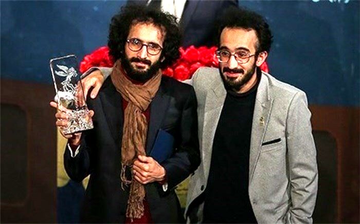 روی جهان بمب افتاد
