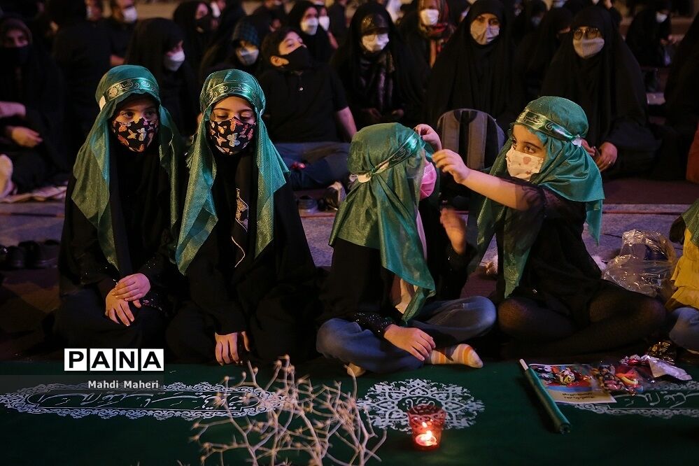 مراسم شب شهادت حضرت رقیه(س) در میدان امام حسین (ع)