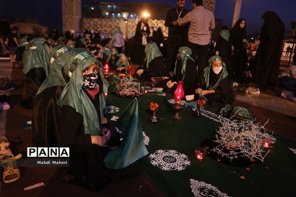 مراسم شب شهادت حضرت رقیه(س) در میدان امام حسین (ع)