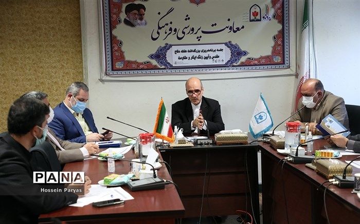 کارویژه معاونت پرورشی و فرهنگی برای نواختن زنگ ایثار و مقاومت در مدارس