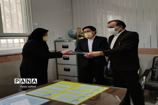 بازدید معاون آموزش متوسطه اداره کل آموزش و پرورش خراسان از مدارس کاشمر