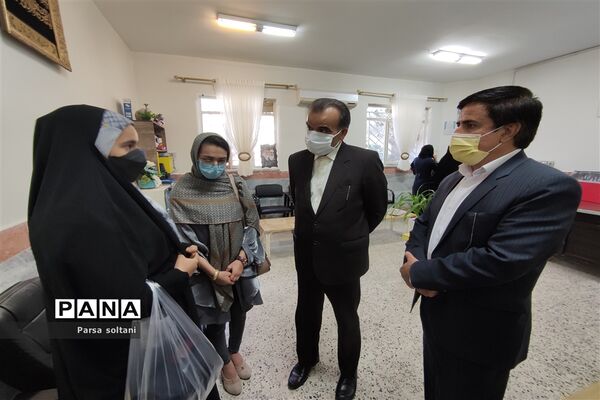 بازدید معاون آموزش متوسطه اداره کل آموزش و پرورش خراسان از مدارس کاشمر