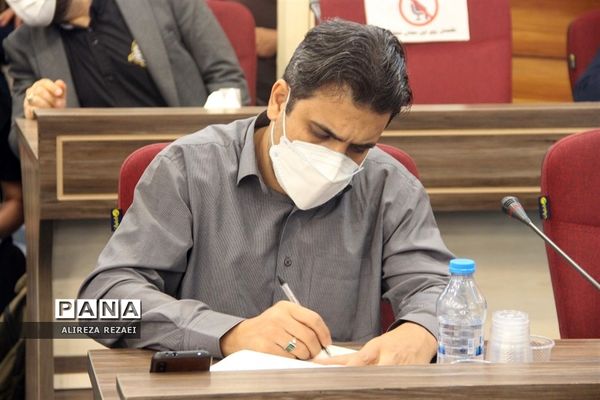 نشست خبری مدیرکل آموزش و پرورش استان قم