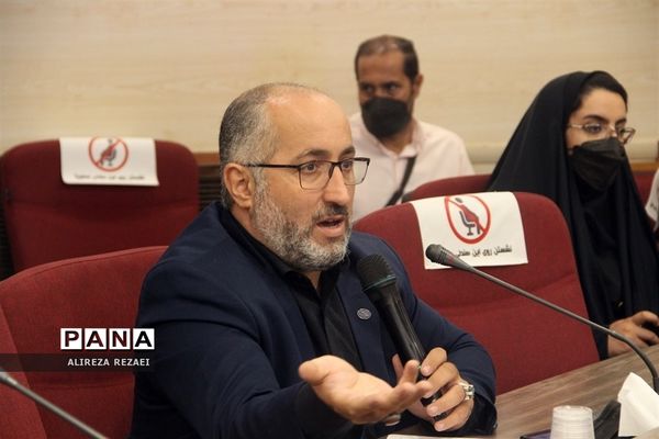 نشست خبری مدیرکل آموزش و پرورش استان قم