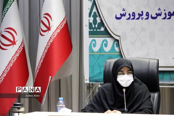 آیین تجلیل از عوامل تولید و پخش برنامه محتوای پیش دبستانی ومعاونان منتخب آذربایجان شرقی