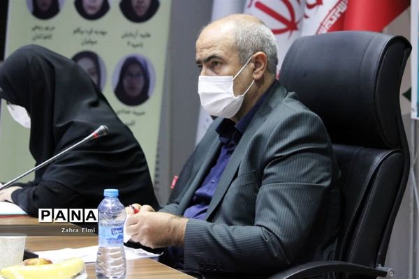 آیین تجلیل از عوامل تولید و پخش برنامه محتوای پیش دبستانی ومعاونان منتخب آذربایجان شرقی