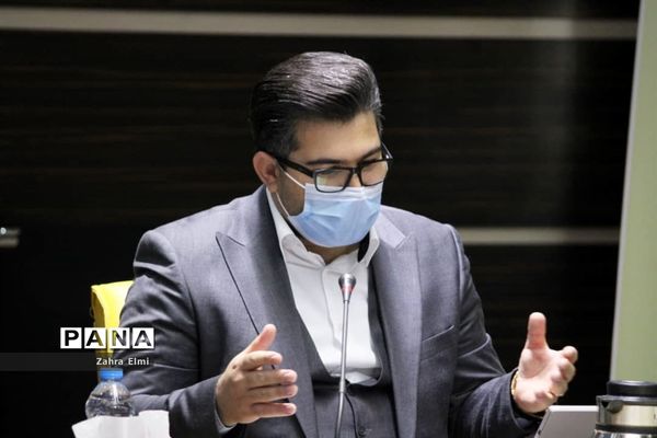 آیین تجلیل از عوامل تولید و پخش برنامه محتوای پیش دبستانی ومعاونان منتخب آذربایجان شرقی