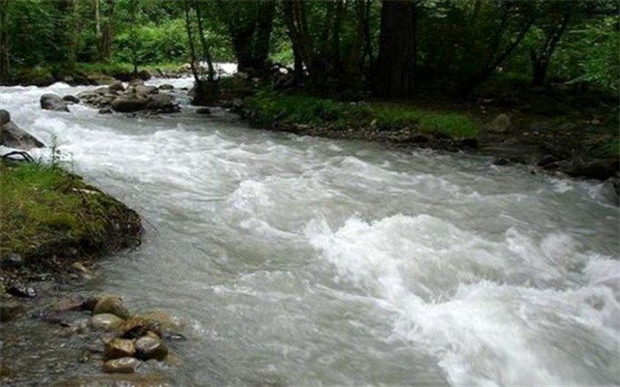 حدود 20 کیلومتر از بستر رودخانه کرج رفع‌تصرف شد