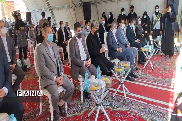 آیین افتتاح متمرکز مجتمع های آموزشی قلم و رازی در البرز