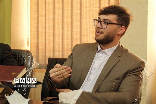 نشست فصلی نمایندگان دهمین دوره مجلس دانش آموزی استان خوزستان