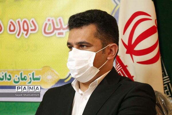 نشست فصلی نمایندگان دهمین دوره مجلس دانش آموزی استان خوزستان