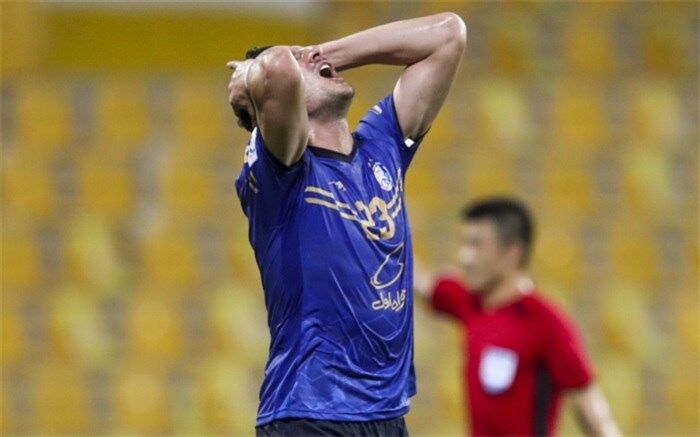 استقلال در لیگ برتر هم نتیجه نمی‌گیرد؛ الهلال فوق‌العاده نبود، استقلال ضعیف عمل کرد