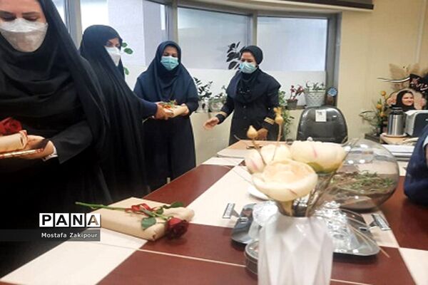 تقدیر از مدافعان سلامت مرکز آموزشی درمانی شهدای خلیج فارس