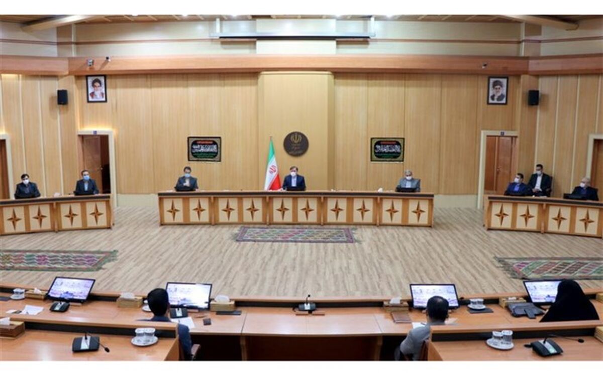 همراهی نهادهای مختلف برای ثبات قیمت‌ها و عرضه منظم کالا در بازار استمرار یابد