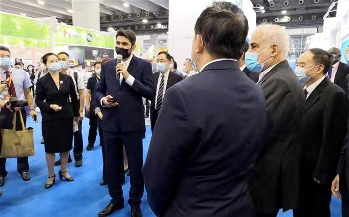 تاکید سفیر ایران در چین بر حمایت دستگاه دیپلماسی از فعالان اقتصادی